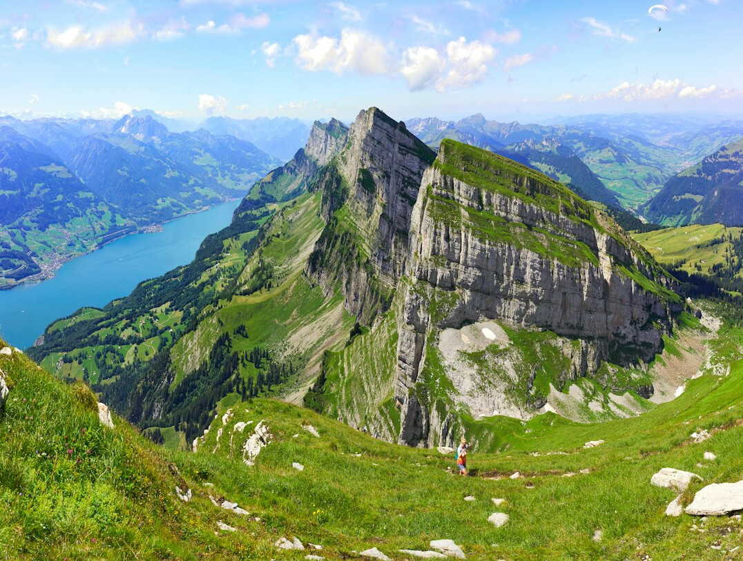 hiking trail switzerland