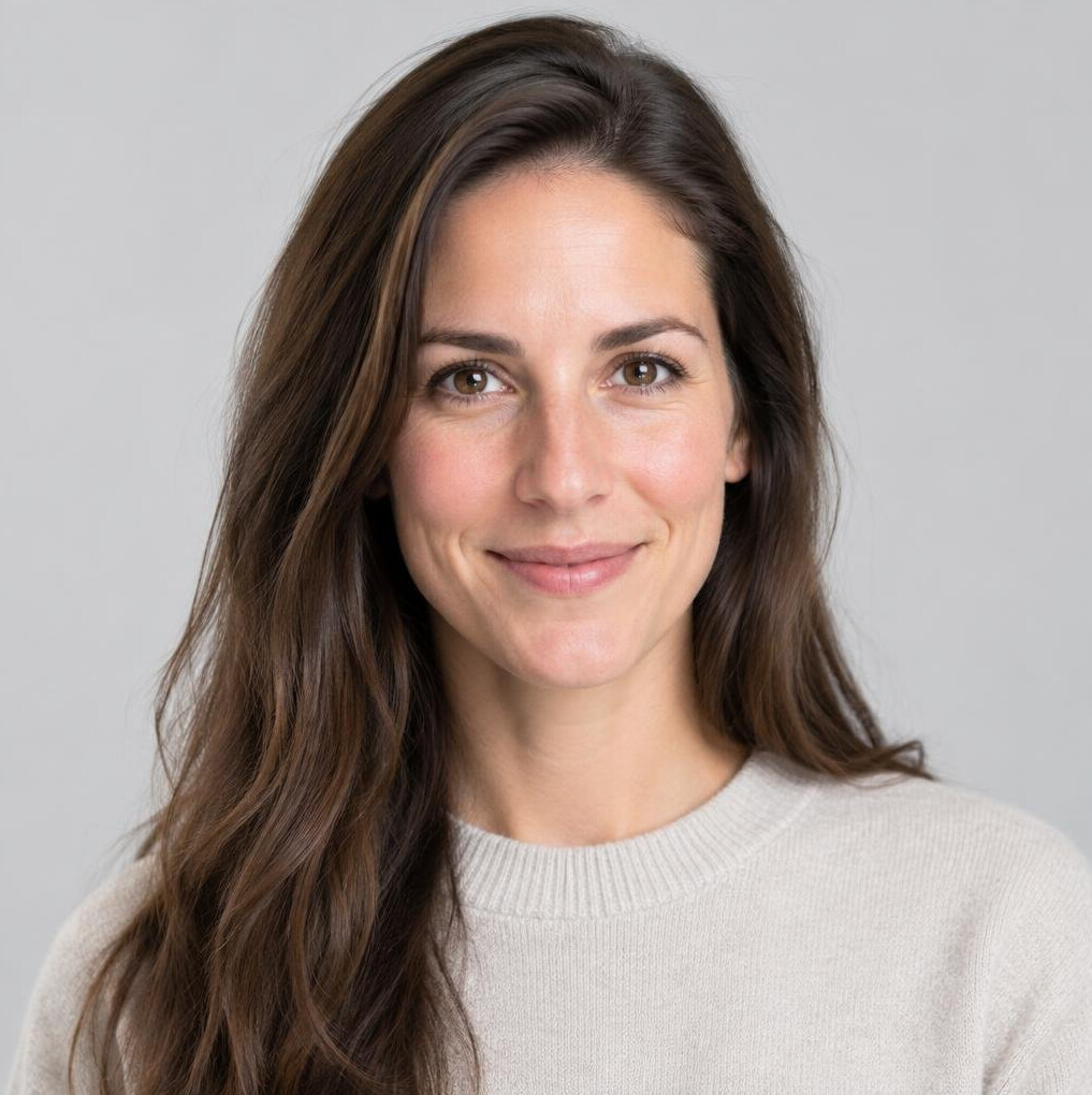 Studio portrait of a young female data journalist